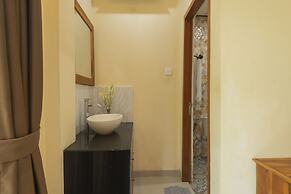 Liliy Guest House Legian
