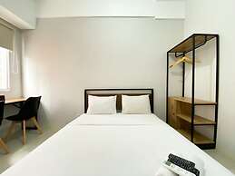 Chic And Cozy Studio Apartment At Transpark Juanda Bekasi