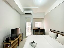 Chic And Cozy Studio Apartment At Transpark Juanda Bekasi