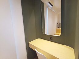 Comfy And Best Deal Studio At Mataram City Apartment