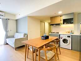 Comfort Living And Warm 3Br At Meikarta Apartment