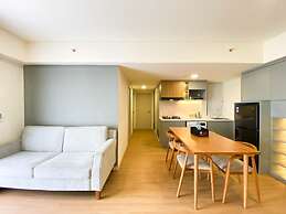 Comfort Living And Warm 3Br At Meikarta Apartment