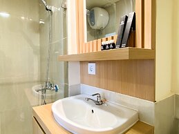 Comfort Living And Warm 3Br At Meikarta Apartment