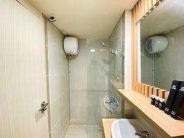 Comfort Living And Warm 3Br At Meikarta Apartment