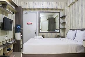 Cozy And Enjoy Studio Room At Green Pramuka City Apartment