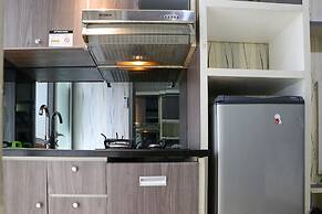 Cozy And Enjoy Studio Room At Green Pramuka City Apartment