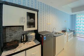 Minimalist Studio At West Vista Apartment