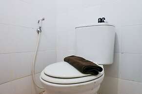 Homey And Cozy Studio Room At Suites @Metro Apartment