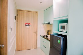 Modern And High Floor 2Br Bintaro Embarcadero Apartment