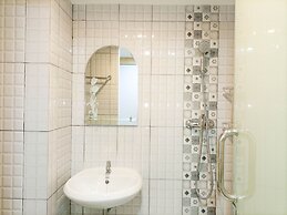 Tranquil And Comfort Studio At De Prima Apartment