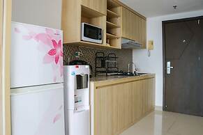 Comfort Stay Studio At Tamansari The Hive Apartment