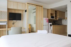 Comfort Stay Studio At Tamansari The Hive Apartment