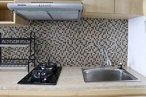 Comfort Stay Studio At Tamansari The Hive Apartment