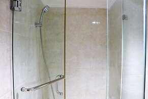 Comfort Stay Studio At Tamansari The Hive Apartment