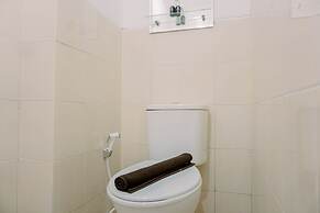 Cozy Stay Studio At Urbantown Serpong Apartment