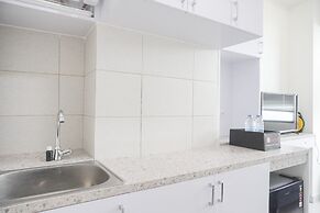 Simply Look And Homey 1Br Osaka Riverview Pik 2 Apartment