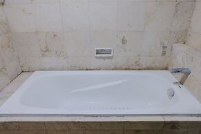 Homey And Cozy 1Br Apartment At Braga City Walk