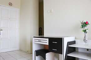 Elegant And Homey 2Br Puri Garden Apartment