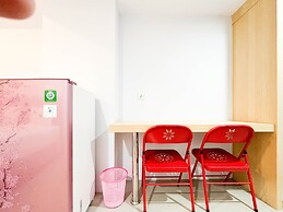 Homey And Cozy Studio At De Prima Apartment