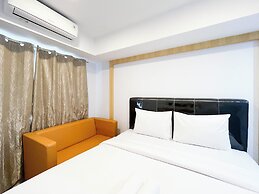 Modern Look Studio At De Prima Apartment
