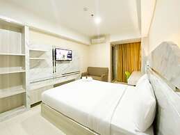 Nice And Elegant Studio Apartment At Warhol (W/R) Residence