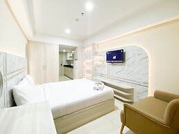 Nice And Elegant Studio Apartment At Warhol (W/R) Residence