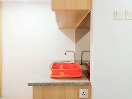 Cozy Studio Room At De Prima Apartment