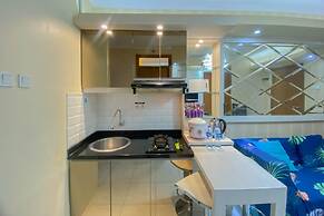 Fancy And Nice 2Br At Cinere Resort Apartment