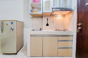 Homey And Tidy Studio Serpong Greenview Apartment