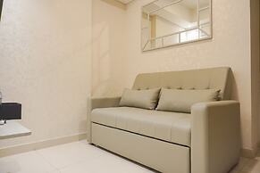 Modern Look And Warm 1Br At Gold Coast Apartment