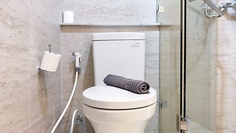 Modern Look And Warm 1Br At Gold Coast Apartment