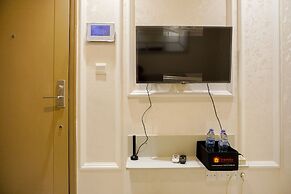 Modern Look And Warm 1Br At Gold Coast Apartment