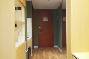 Scenic And Homey Studio Mataram City Apartment