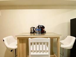 Comfortable And Nice 2Br Apartment At Meikarta