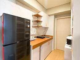 Comfort Stay And Simply 2Br At Meikarta Apartment