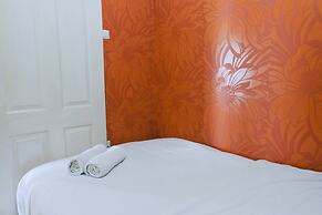 Good Deal 2Br At 16Th Floor Suites @Metro Apartment