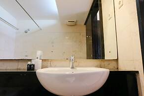 Homey And Spacious 3Br Apartment At Braga City Walk