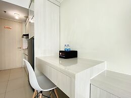 Restful And Simply Studio Springlake Summarecon Bekasi Apartment