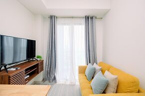 Modern Look And Comfy 2Br At Vasaka Solterra Apartment