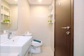 Modern Look And Comfy 2Br At Vasaka Solterra Apartment