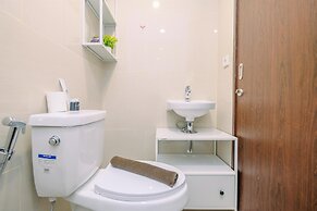 Modern Look And Comfy 2Br At Vasaka Solterra Apartment