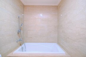 Modern Look And Comfy 2Br At Menteng Park Apartment