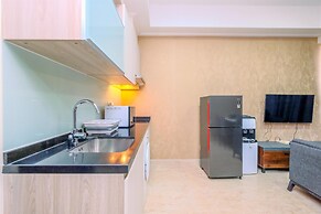 Modern Look And Comfy 2Br At Menteng Park Apartment