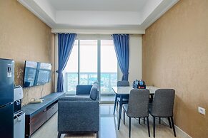 Modern Look And Comfy 2Br At Menteng Park Apartment