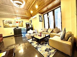 Silver Cloud Hotel