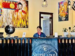 Silver Cloud Hotel