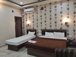 Hotel Holiday Palace