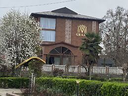 WelcomHeritage Grand Srinagar