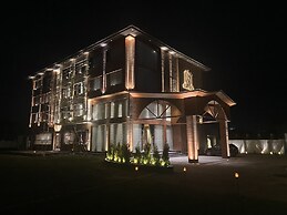 WelcomHeritage Grand Srinagar