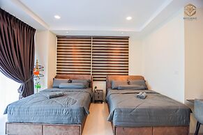 Kuching Riverine Resort